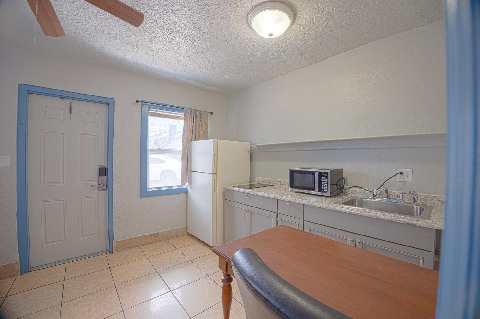 Aladdin Motel By Oyo Merritt Island ภายนอก รูปภาพ