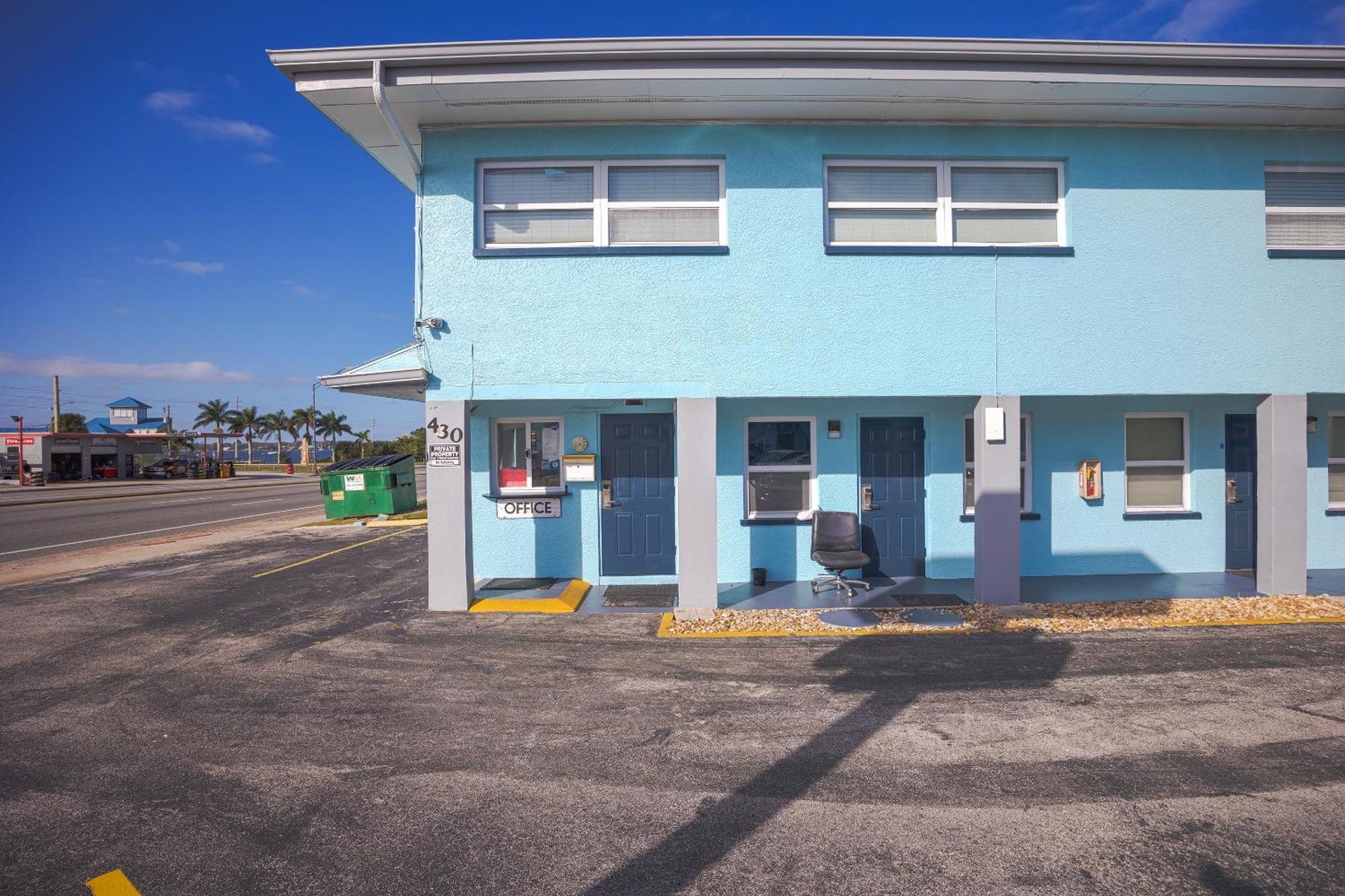 Aladdin Motel By Oyo Merritt Island ภายนอก รูปภาพ